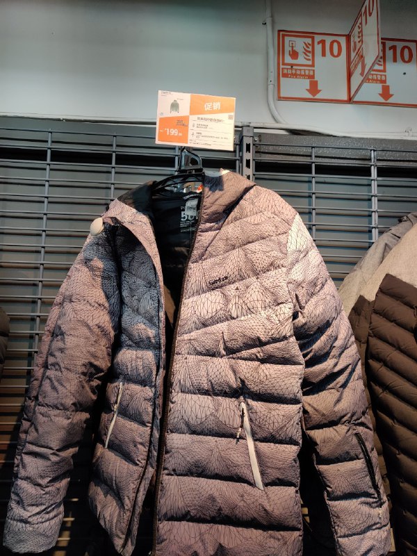 这羽绒服灵🐴
