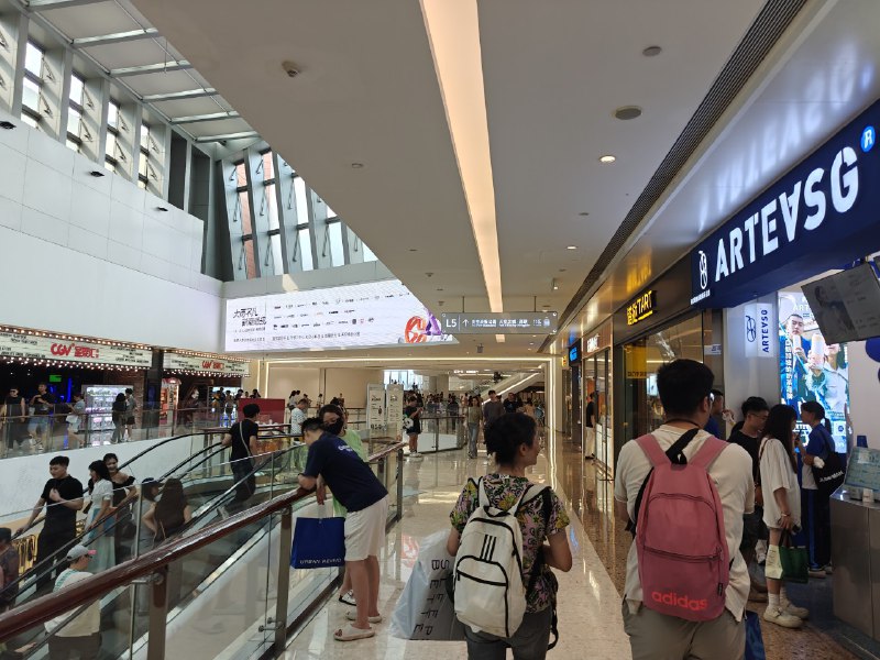 万象城上面打通了