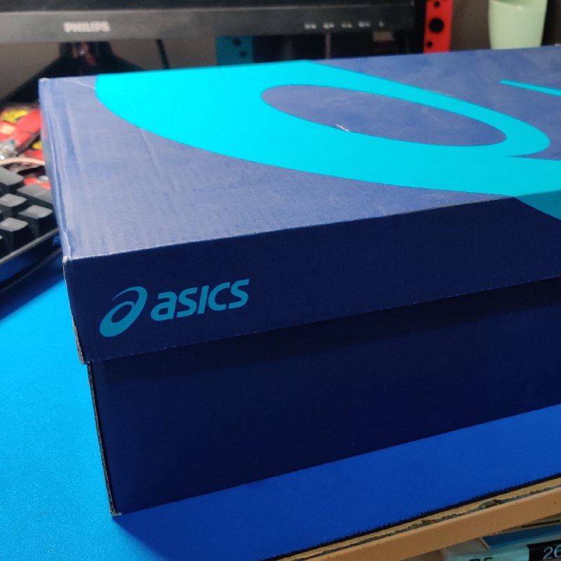 频道主第一双 Asics，是 E-TPU 休闲鞋