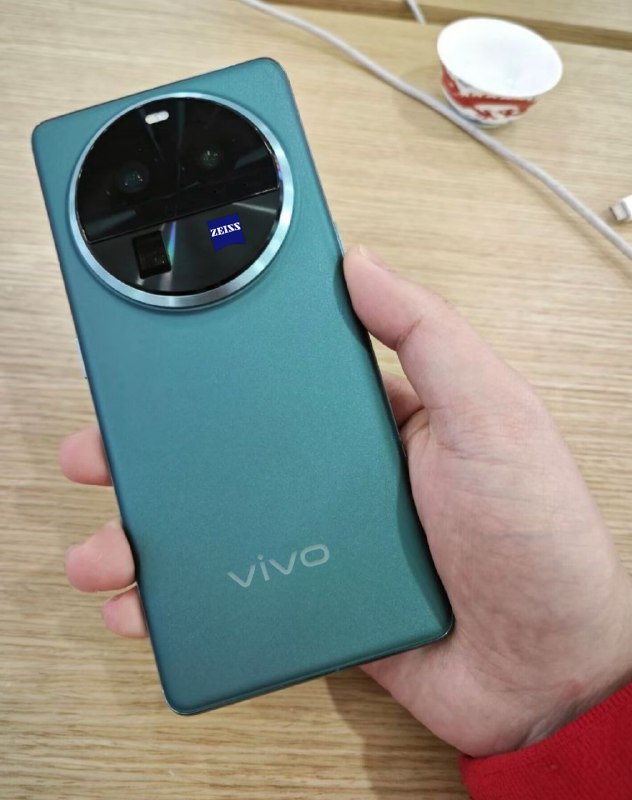 进行一个对 Find X6 Pro 的缺德