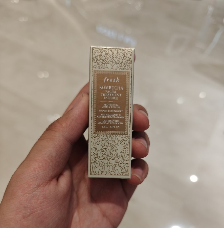 海信广场的 fresh 就是走廊边一小条，不过是 Burberry 正对面（