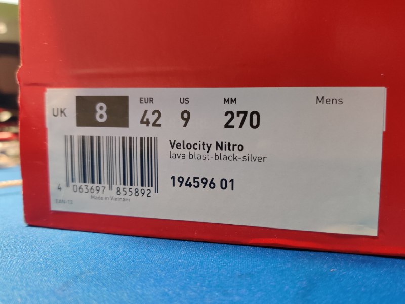 #NotXianPremiere Puma Velocity Nitro 到了我正在评判是直接退掉，还是先穿上，等 16 号那波买到更便宜的再退……#NotXianPremiere Puma Velocity Nitro 到了我正在评判是直接退掉，还是先穿上，等 16 号那波买到更便宜的再退……